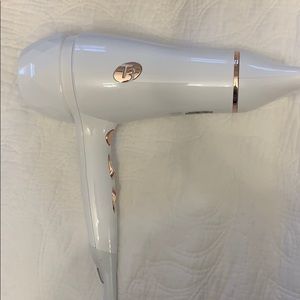 T3 hairdryer